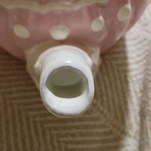 Elegant Pink and White Ceramic Teapot - Picture 12 of 13